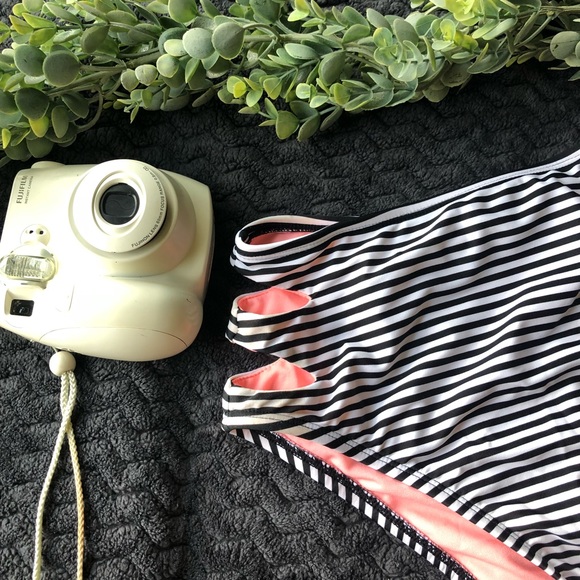 MEDUIM SWIM BOTTOMS - high waisted - Picture 2 of 3